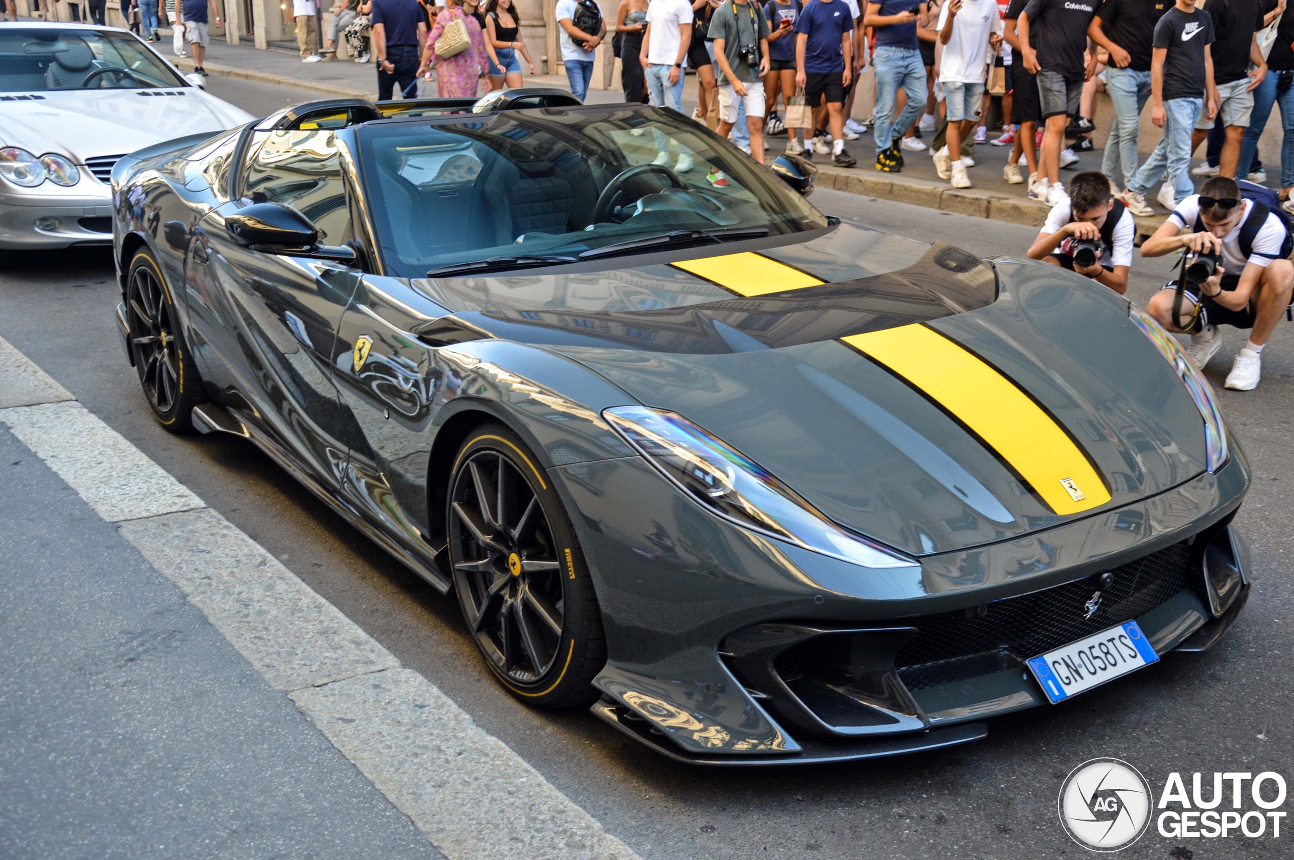 Ferrari 812 Competizione A