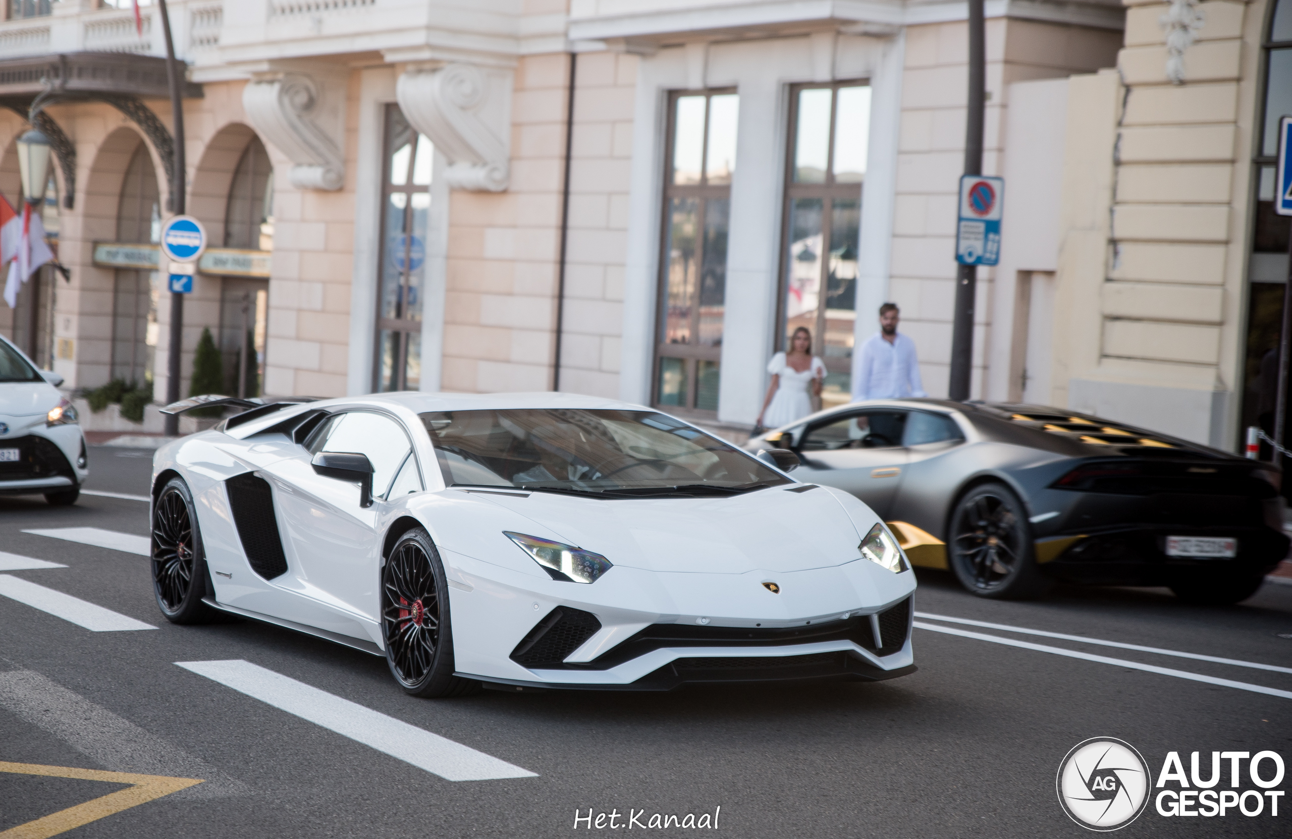 Lamborghini Aventador S LP740-4