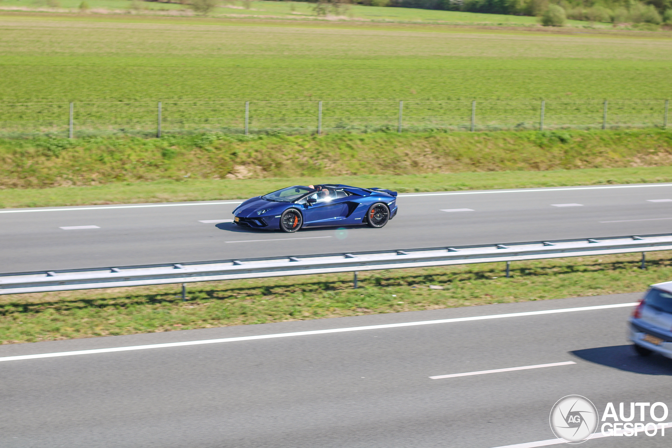 Lamborghini Aventador S LP740-4 Roadster