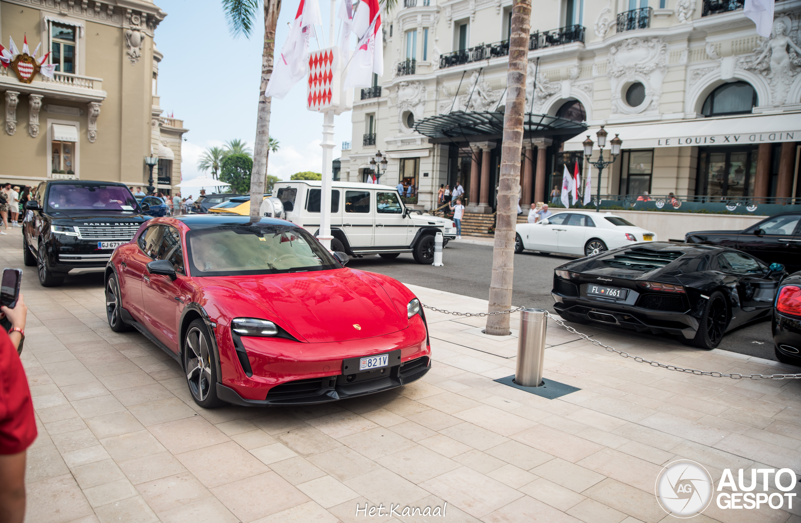 Porsche Taycan Turbo S Cross Turismo