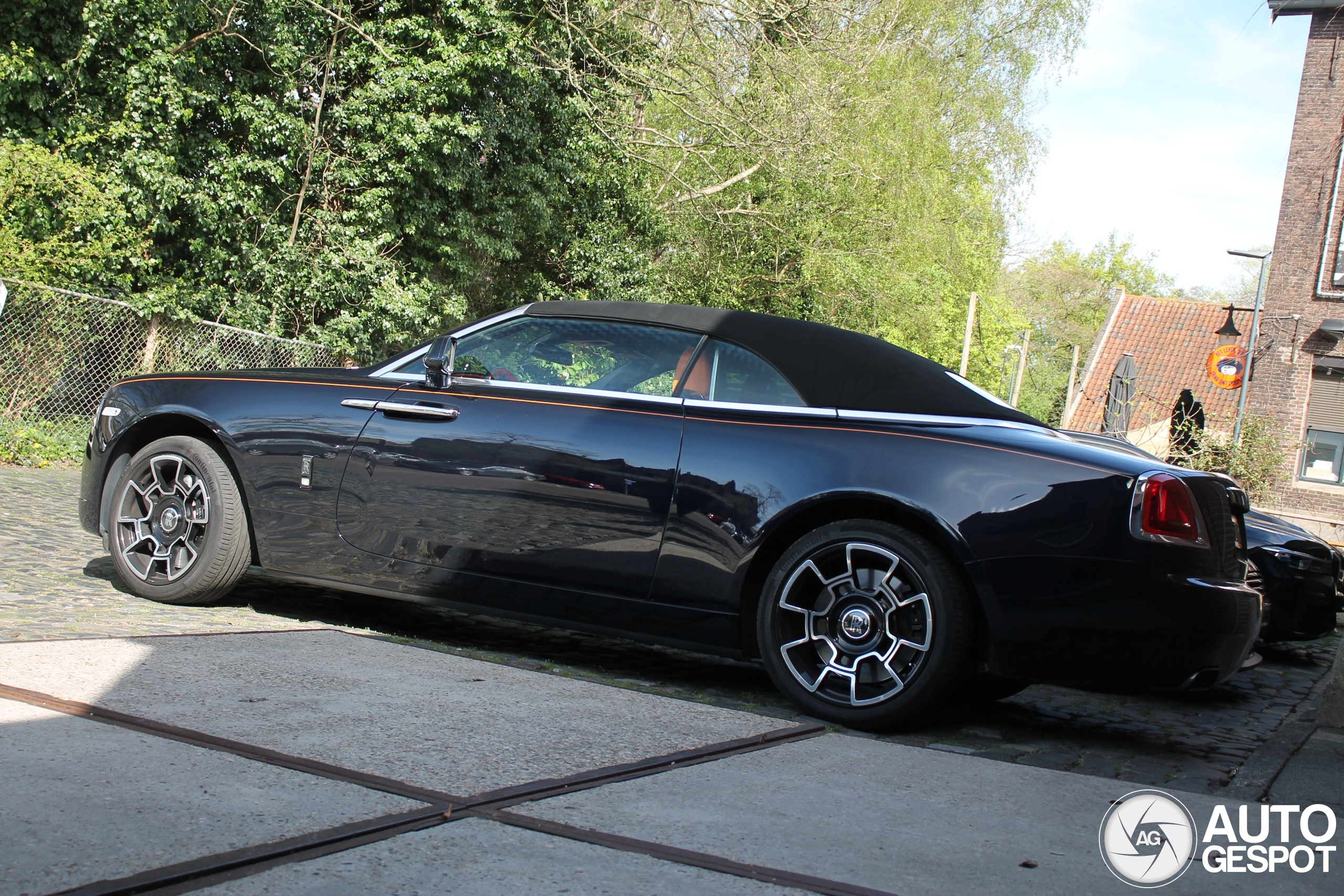 Rolls-Royce Dawn Black Badge