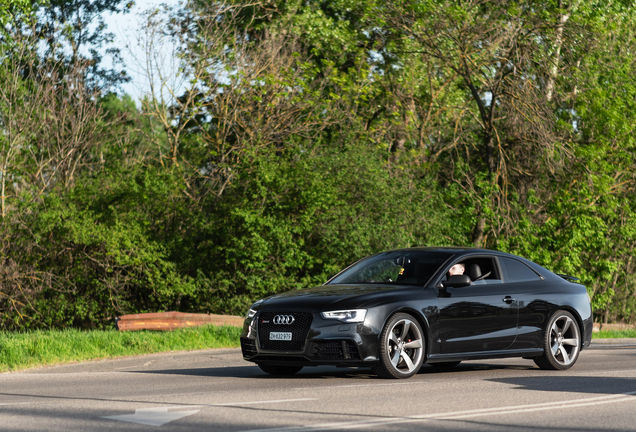 Audi RS5 B8 2012