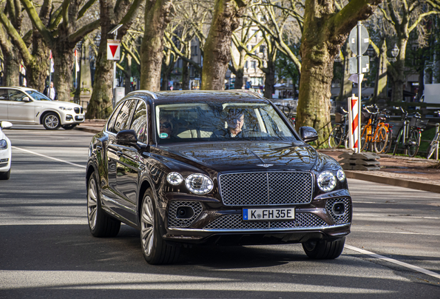 Bentley Bentayga Hybrid Azure