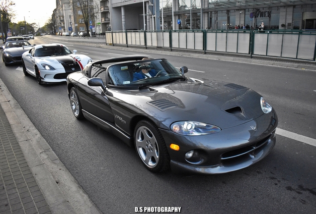 Dodge Viper RT/10 1996