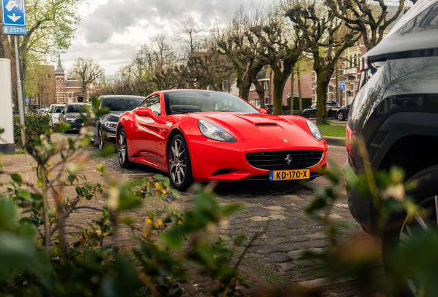 Ferrari California