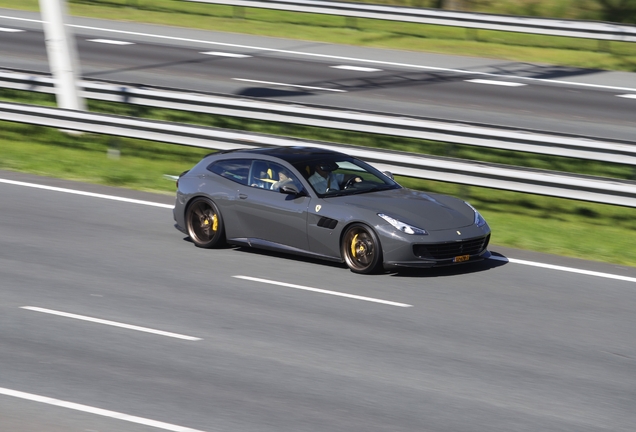 Ferrari GTC4Lusso T Novitec Rosso