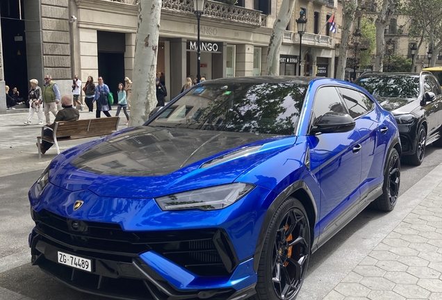 Lamborghini Urus Performante