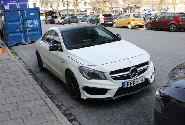 Mercedes-AMG CLA 45 C117