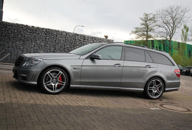 Mercedes-Benz E 63 AMG S212