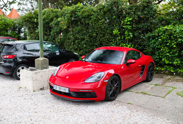 Porsche 718 Cayman GTS