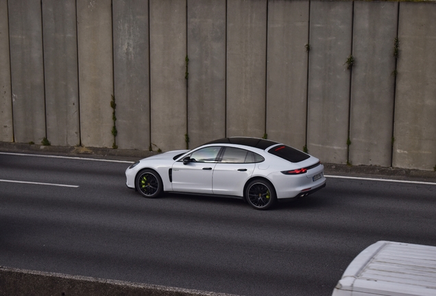 Porsche 971 Panamera Turbo S E-Hybrid