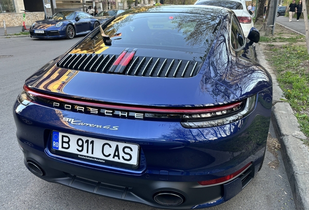 Porsche 992 Carrera 4S