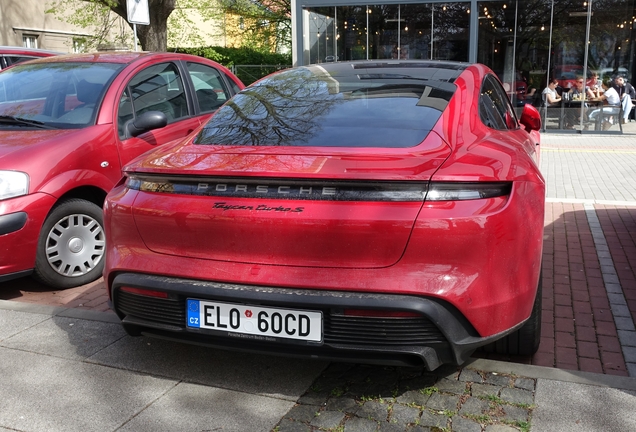 Porsche Taycan Turbo S