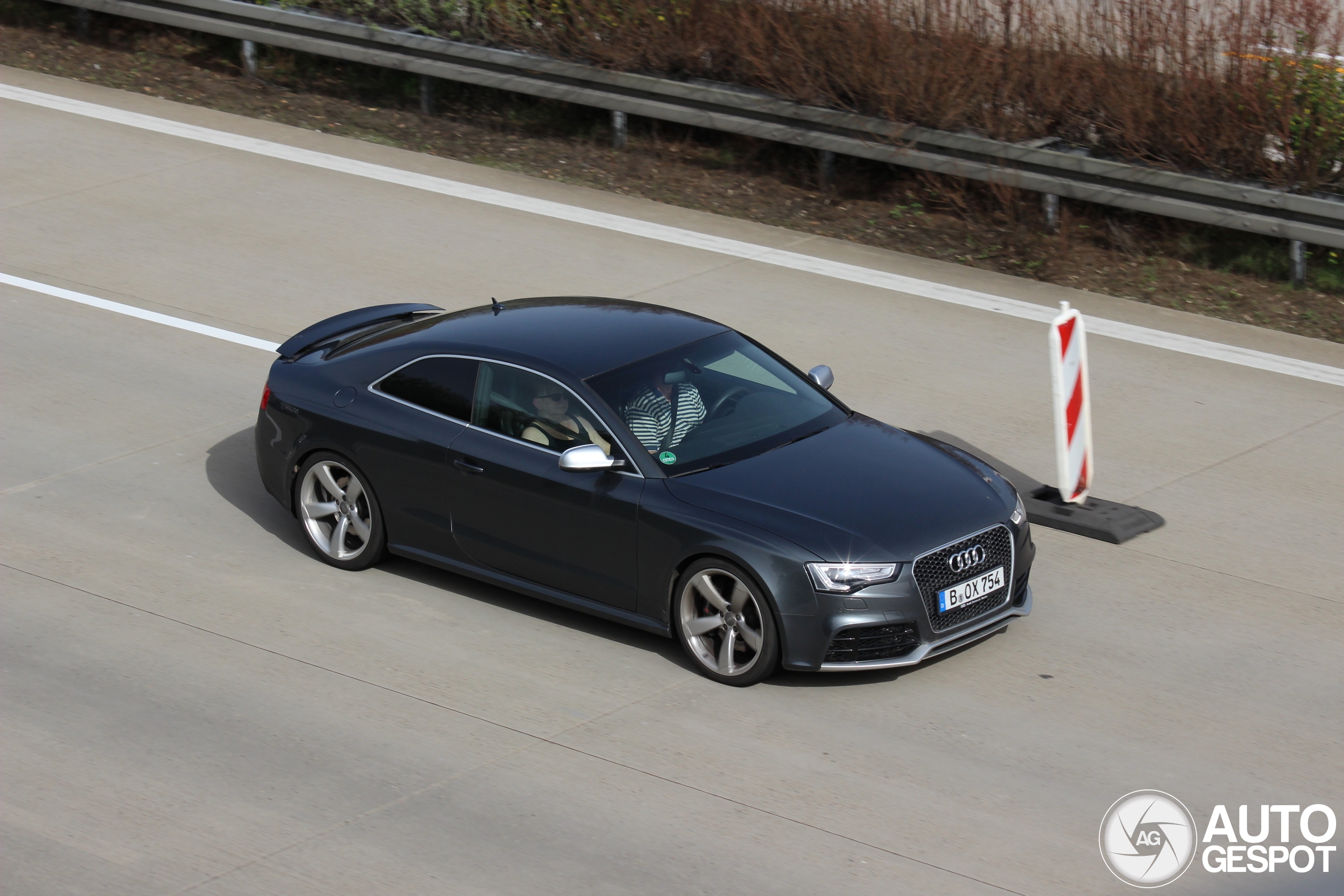 Audi RS5 B8 2012