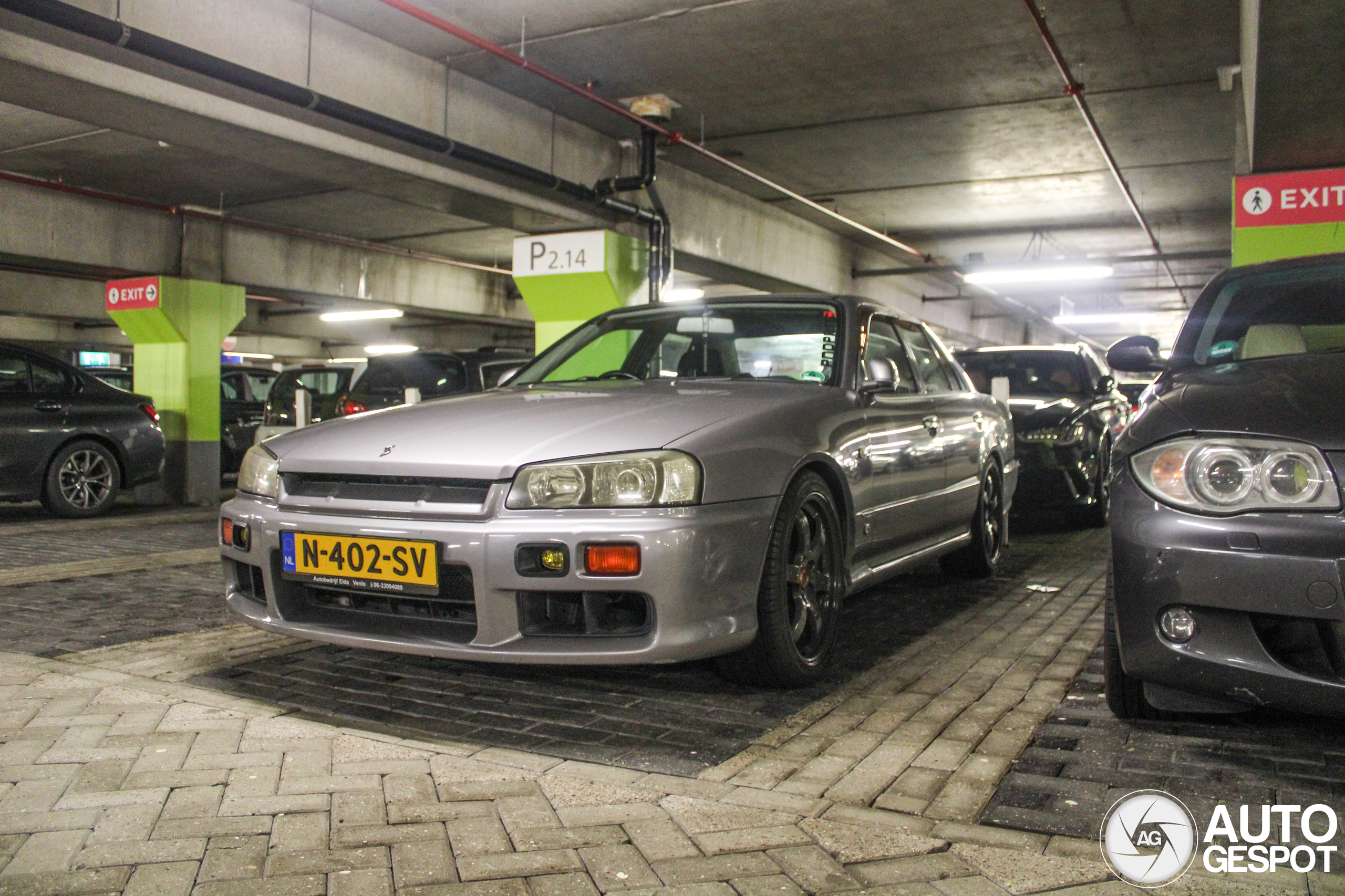 Nissan Skyline R34 Sedan