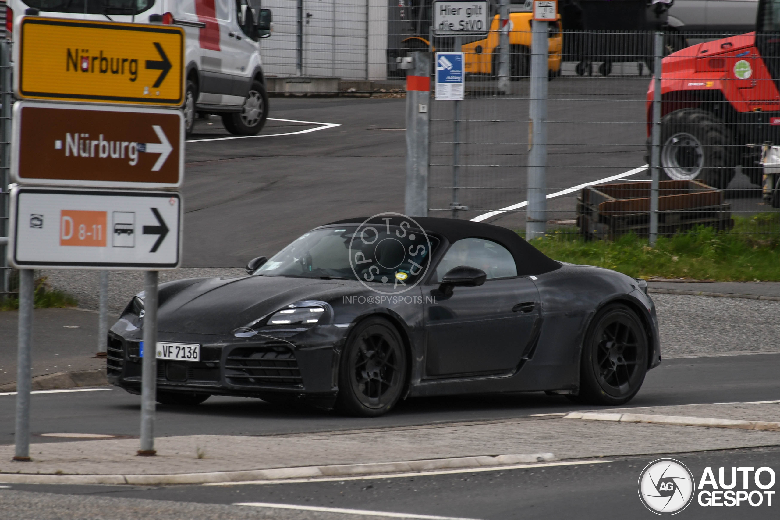 Porsche 718 Boxster EV 2025