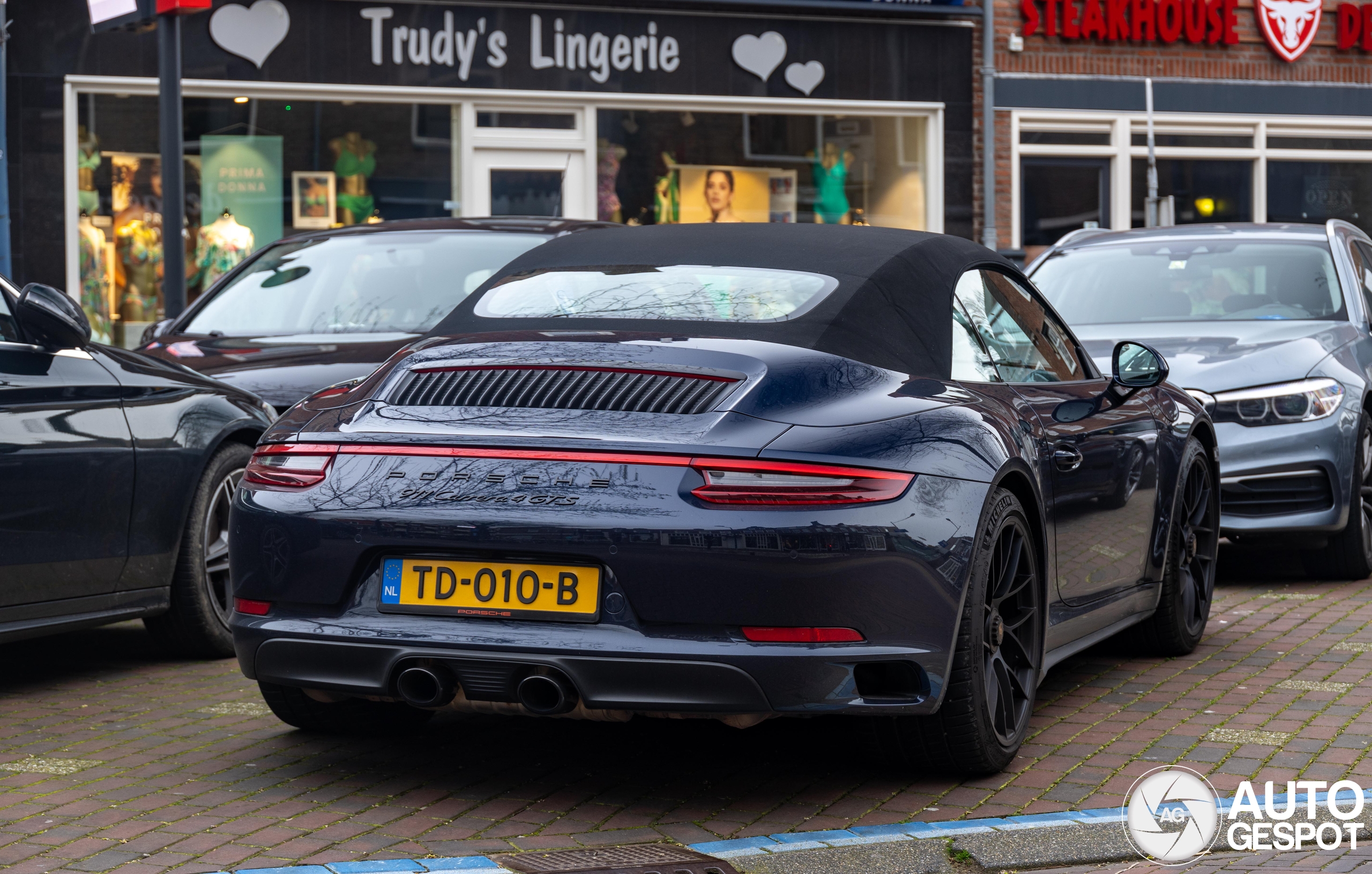 Porsche 991 Carrera 4 GTS Cabriolet MkII