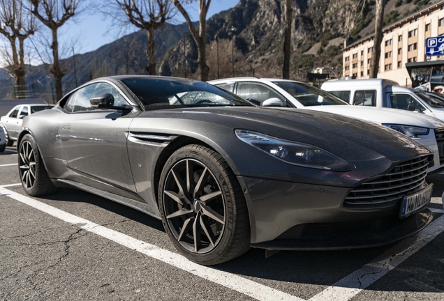 Aston Martin DB11