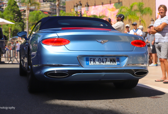 Bentley Continental GTC 2019