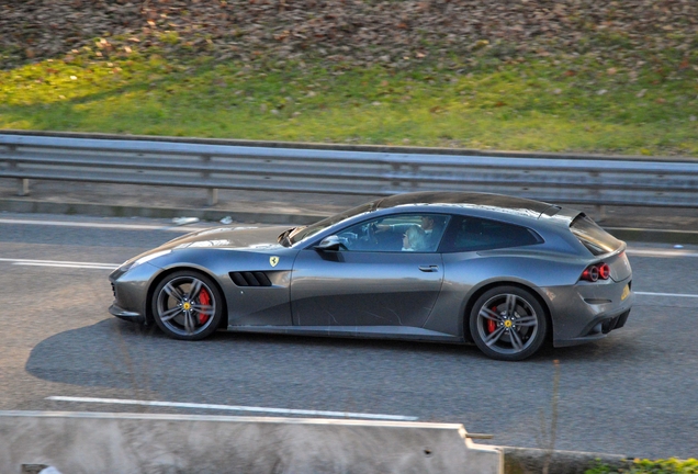 Ferrari GTC4Lusso