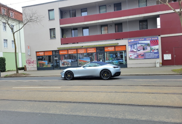 Ferrari Roma Spider