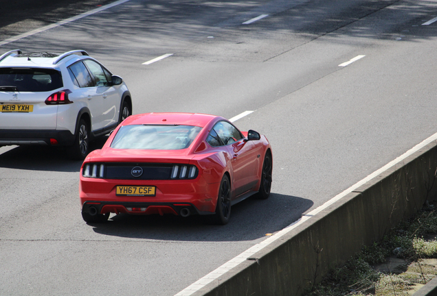 Ford Mustang GT 2015 Black Shadow Edition