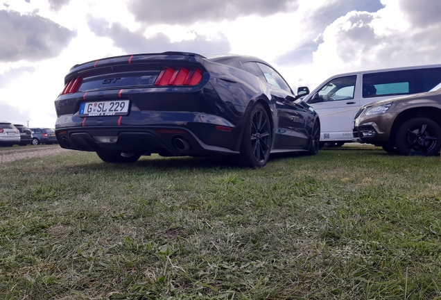 Ford Mustang GT 2015