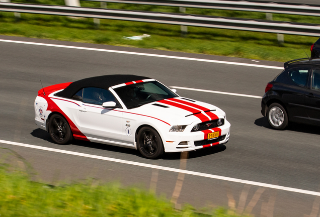 Ford Mustang GT Convertible 2013