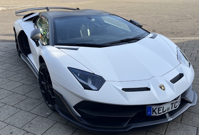 Lamborghini Aventador LP770-4 SVJ Roadster