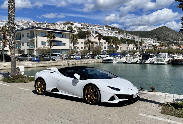 Lamborghini Huracán LP640-4 EVO Spyder