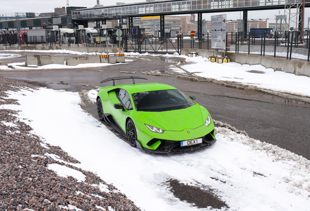 Lamborghini Huracán LP640-4 Performante