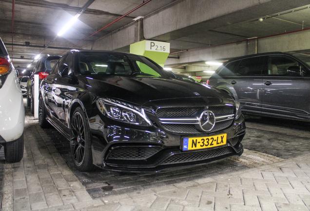 Mercedes-AMG C 63 S W205