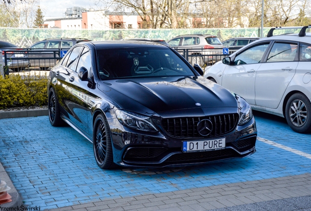 Mercedes-AMG C 63 S W205