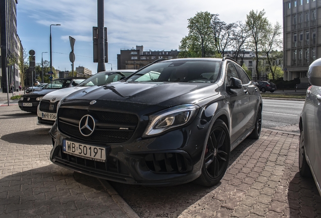 Mercedes-Benz GLA 45 AMG X156