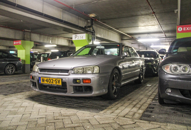 Nissan Skyline R34 Sedan