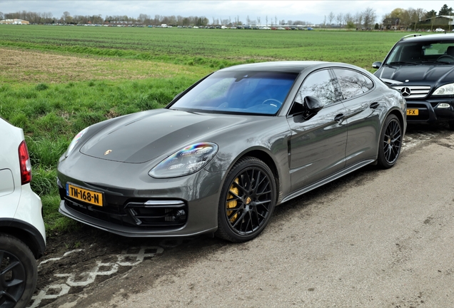 Porsche 971 Panamera Turbo S E-Hybrid