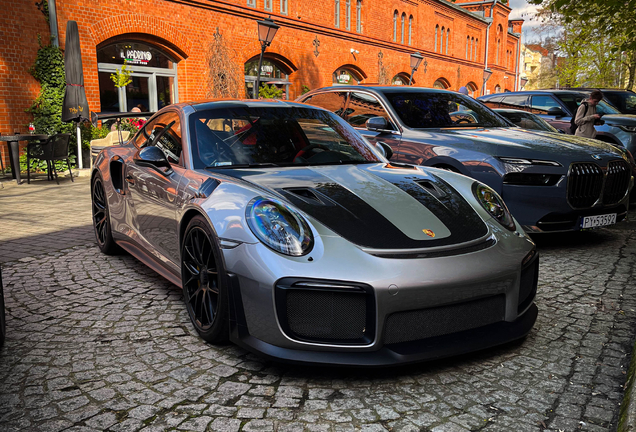 Porsche 991 GT2 RS Weissach Package