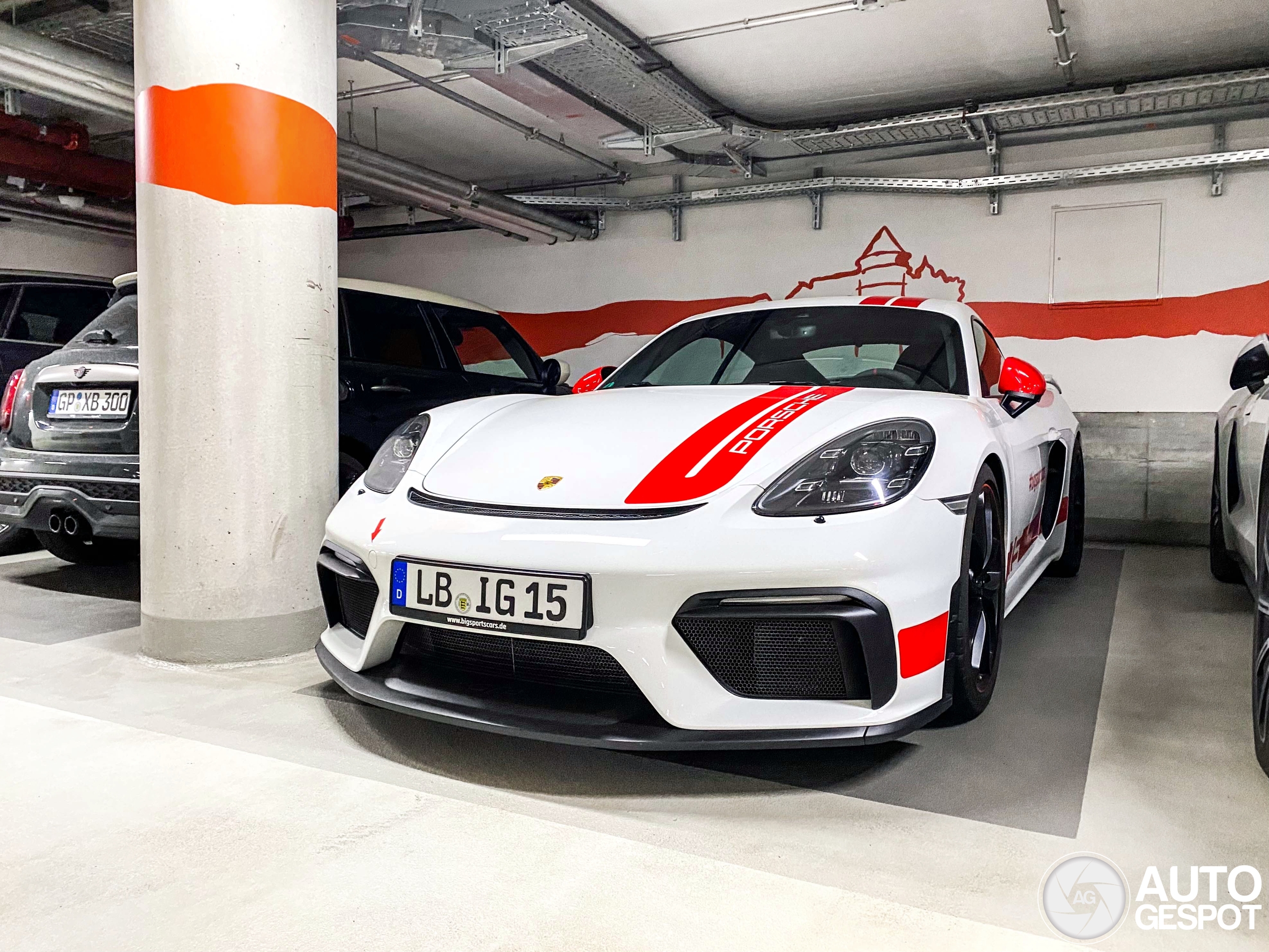 Porsche 718 Cayman GT4 Sports Cup Edition