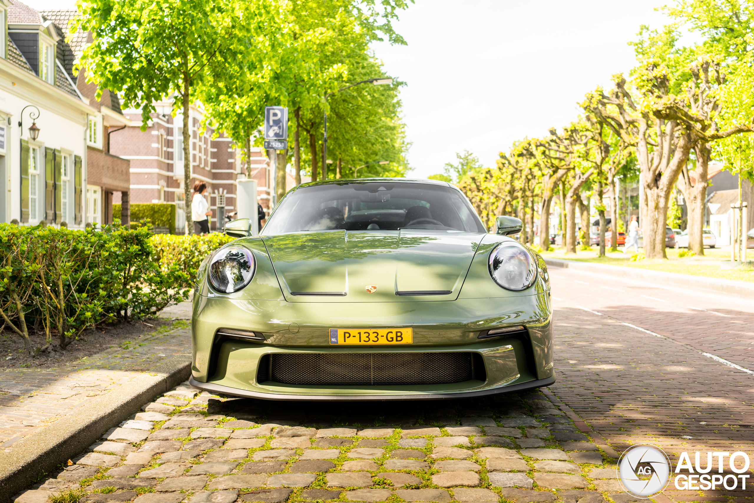 Porsche 992 GT3 Touring