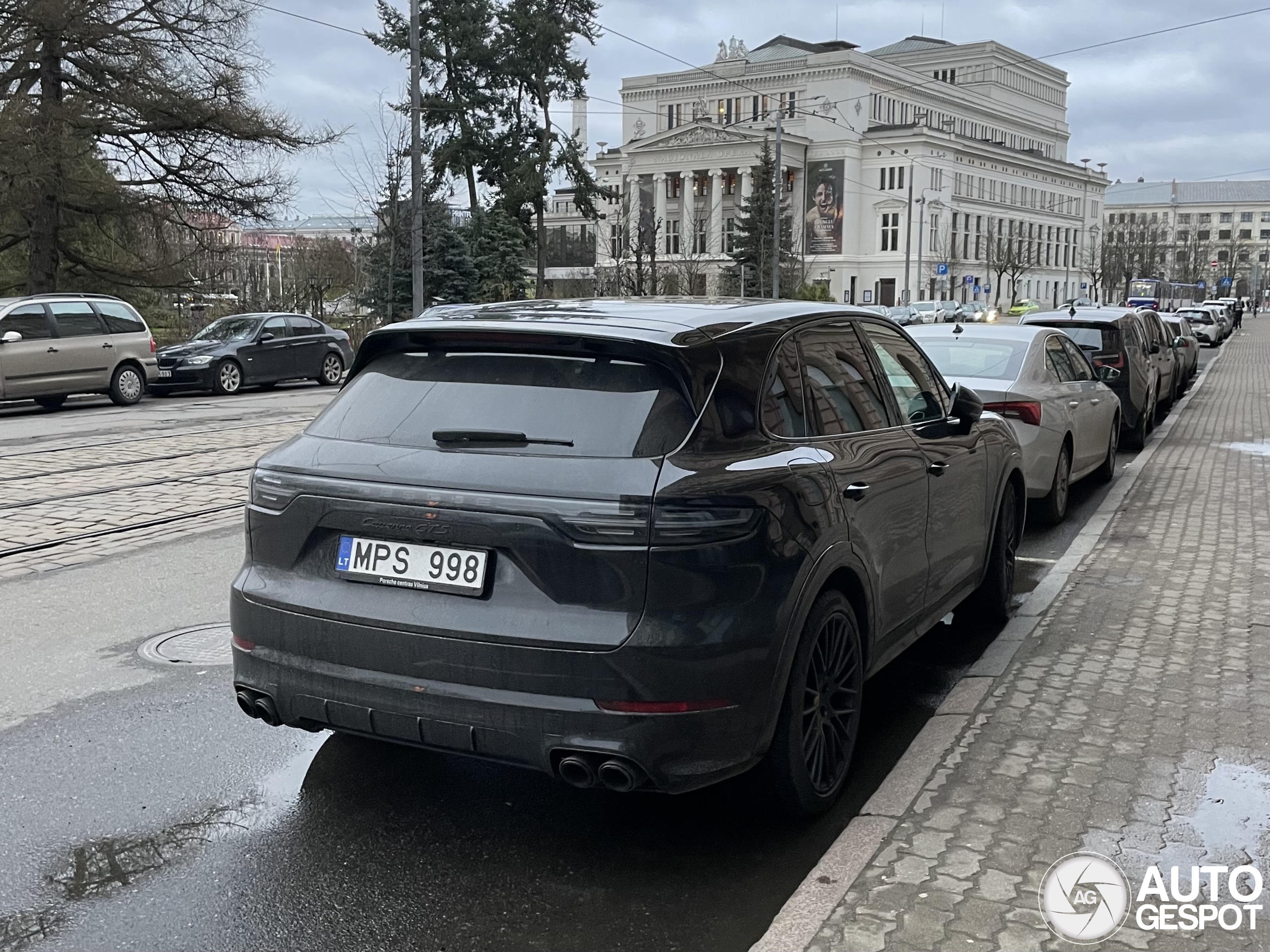 Porsche 9YA Cayenne GTS