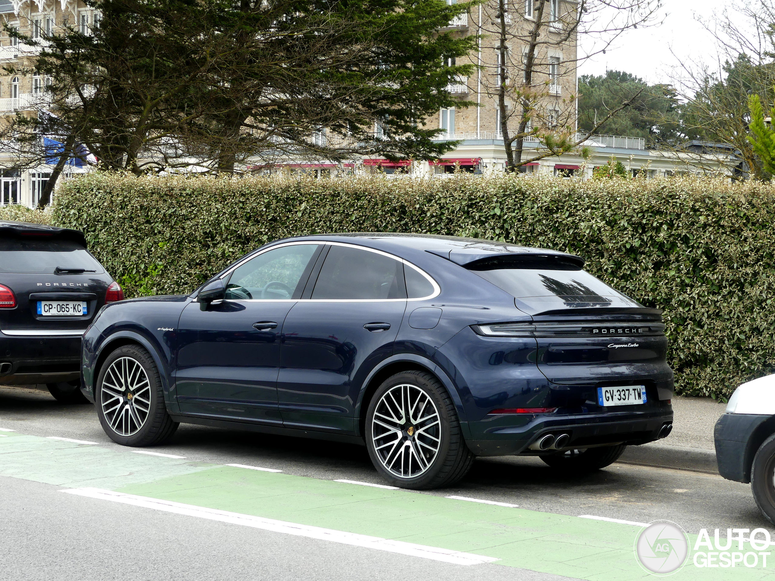 Porsche Cayenne Coupé Turbo E-Hybrid