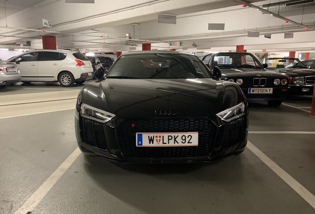 Audi R8 V10 Plus 2015