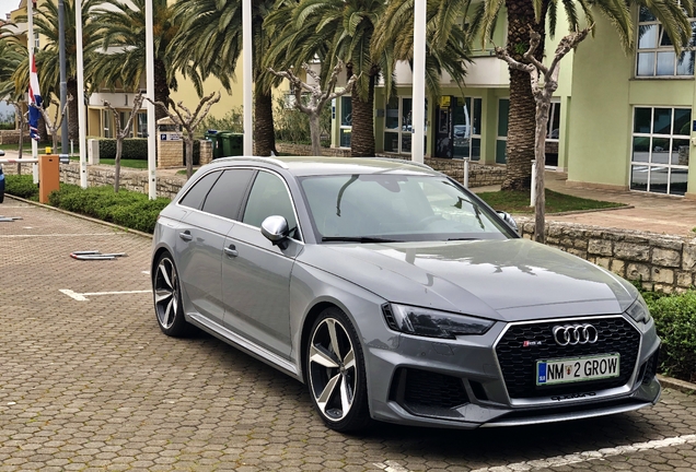 Audi RS4 Avant B9