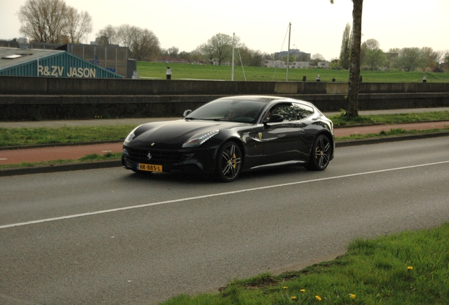 Ferrari FF