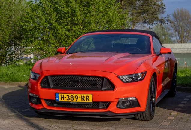 Ford Mustang GT Convertible 2015