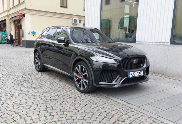 Jaguar F-PACE SVR