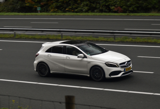 Mercedes-AMG A 45 W176 2015