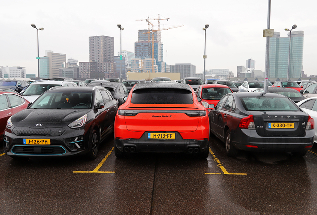 Porsche Cayenne Coupé Turbo S E-Hybrid