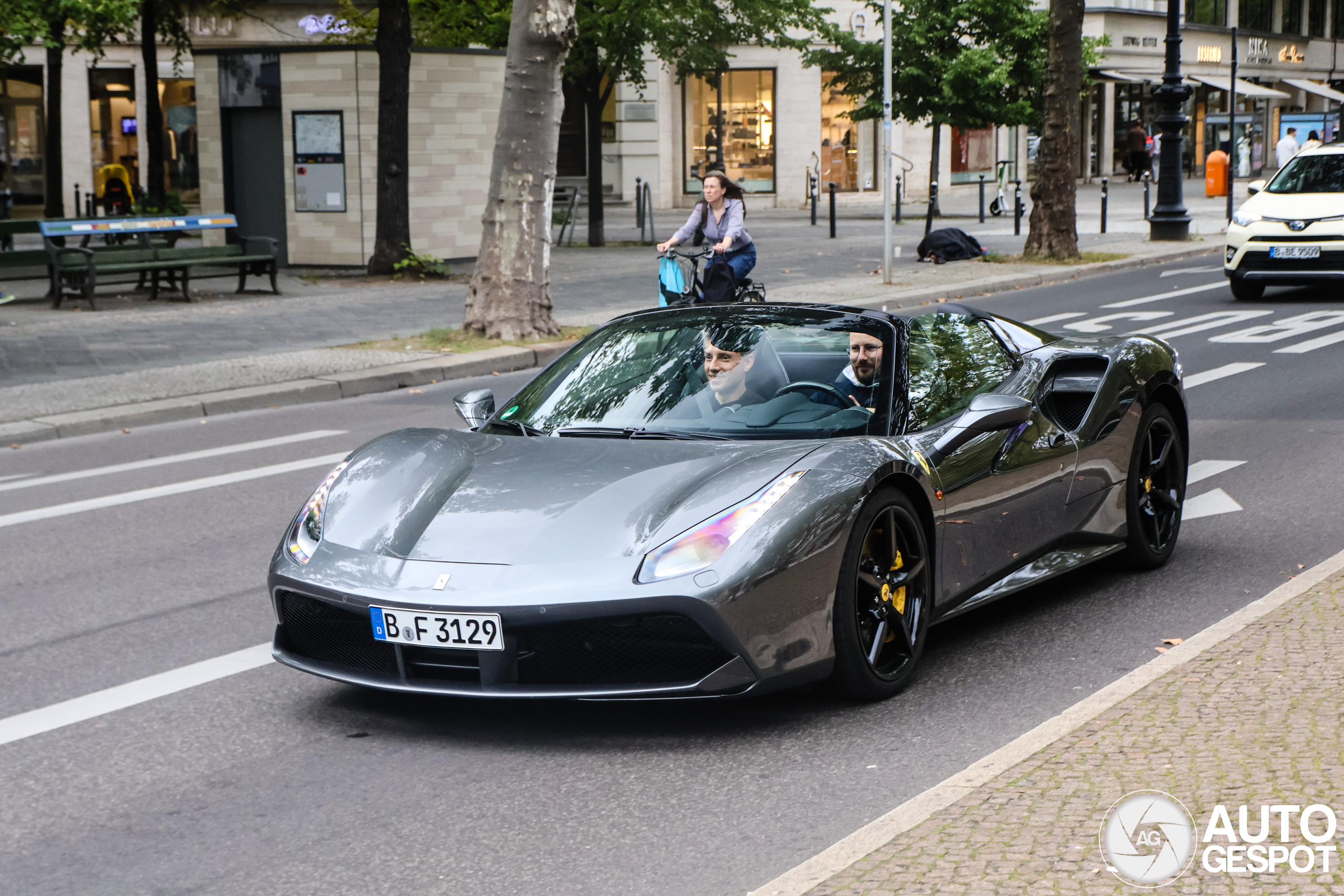 Ferrari 488 Spider