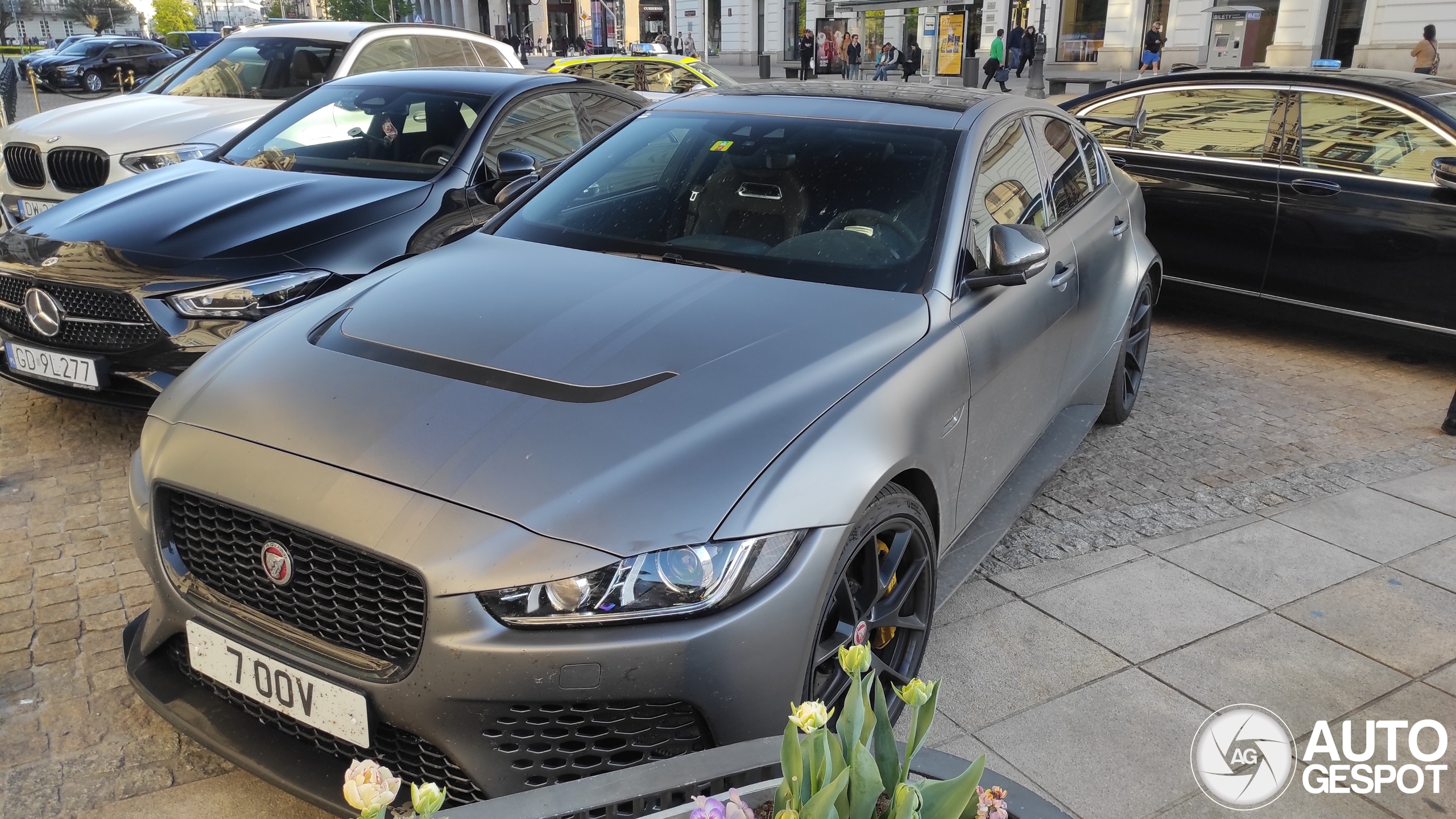 Jaguar XE SV Project 8